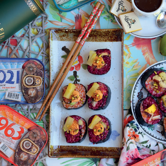 Japanese-Brazilian Futomaki and Uramaki with Sardines